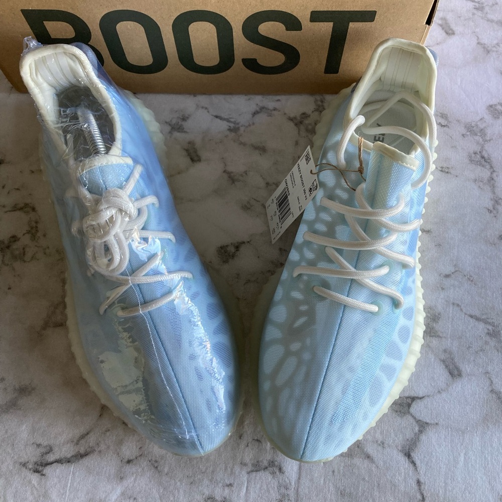 Yeezy boost 350 V2 shoe mono ice size 9 - Picture 2 of 10